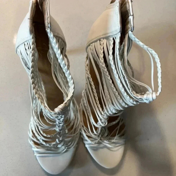Thalia Sodi White Heels Size 10 4 Inch - Picture 3 of 10